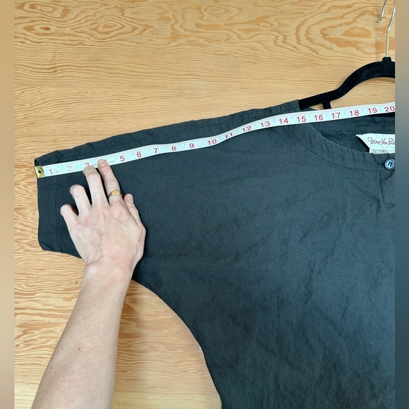 Vintage Diane Von Furstenberg top black bat wing short sleeve sz S Linen Blouse - Picture 7 of 8